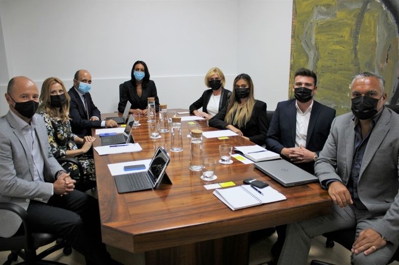 La reuni&oacute;n con la consejera de Empresa, Empleo, Universidades y Portavoc&iacute;a, Valle Miguelez.