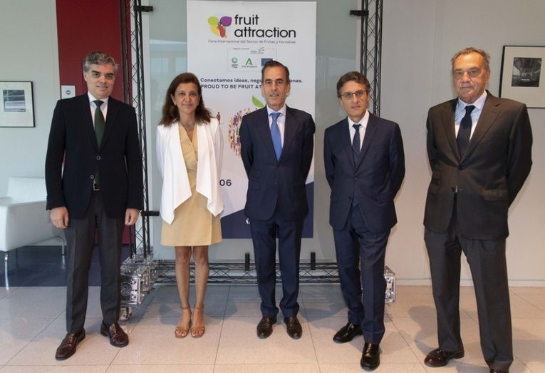 El acto de presentaci&oacute;n.