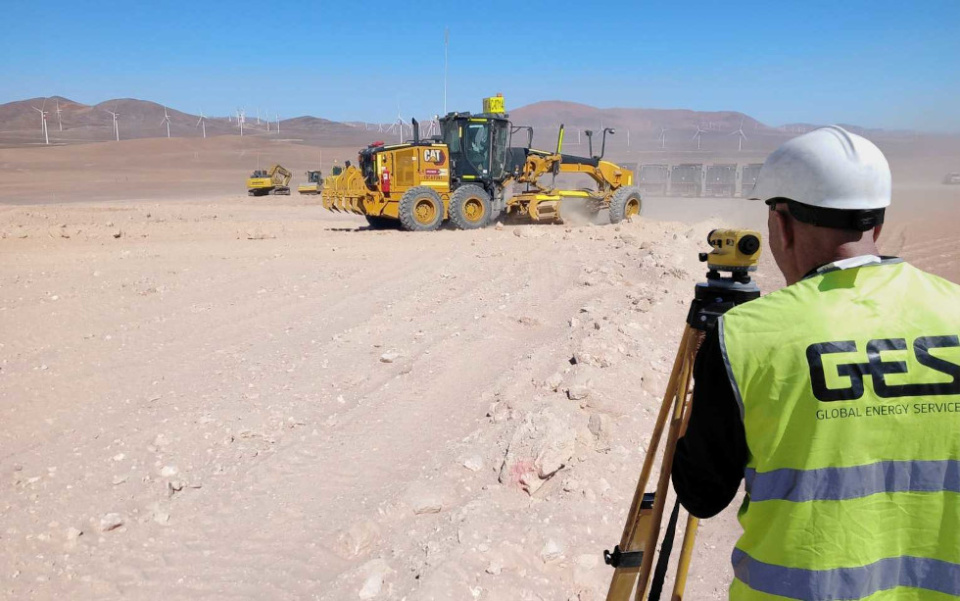 Con una potencia instalada cercana a los 700 MW, es el mayor construido por GES y el número 400 en su trayectoria. Con una potencia instalada cercana a los 700 MW, es el mayor construido por GES y el número 400 en su trayectoria.
