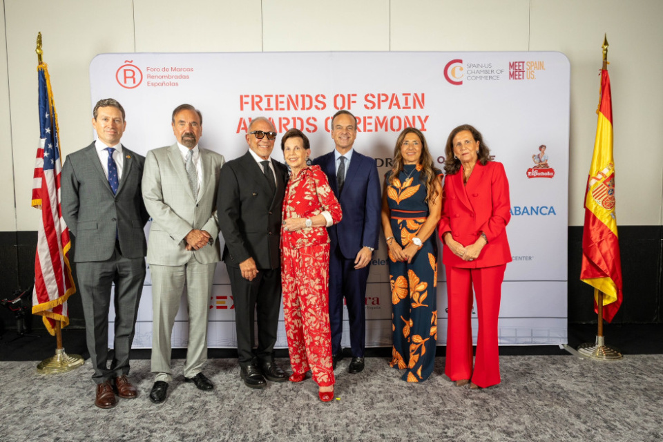 15 edición del reconocimiento a los ‘Amigos de la Marca España y de las Marcas Españolas’. 15 edición del reconocimiento a los ‘Amigos de la Marca España y de las Marcas Españolas’.