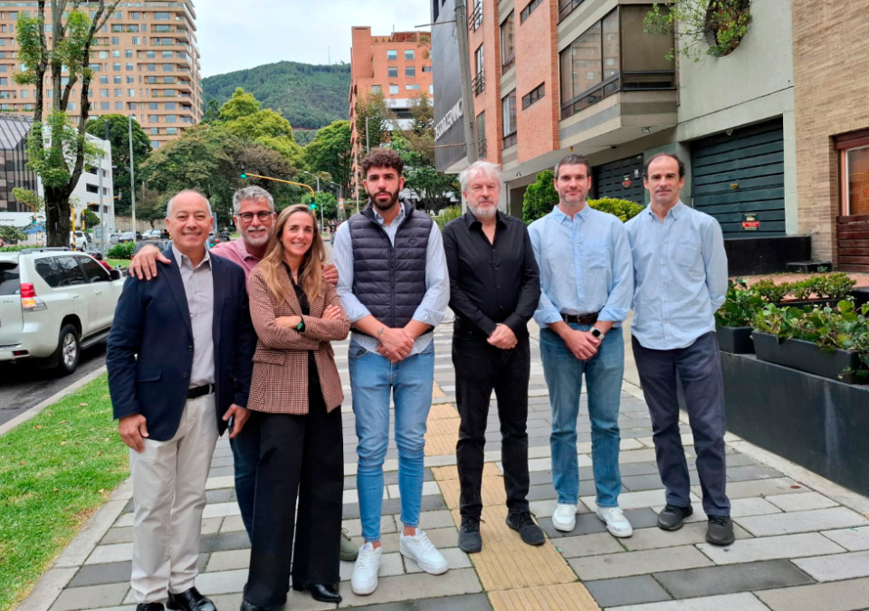 Foto de Familia, misi&oacute;n en Colombia.