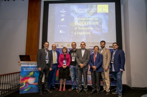 Foto de grupo de todos los ponentes de la jornada. Foto de grupo de todos los ponentes de la jornada.