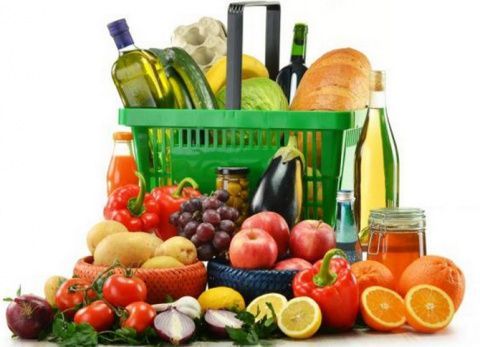 Alimentos y bebidas.