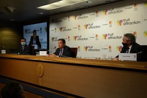 Luis Planas en la inauguraci&oacute;n de Fruit Attraction.