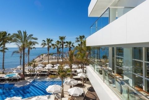 Am&agrave;re Beach Hotel Marbella.