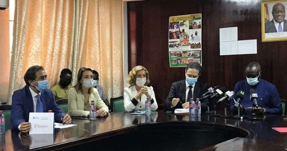 Firma del convenio de colaboraci&oacute;n con el Ministerio de Turismo de Ghana.