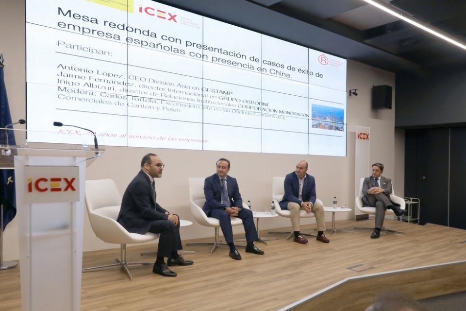 Mesa Redonda.