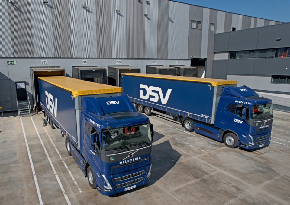 DSV. DSV.