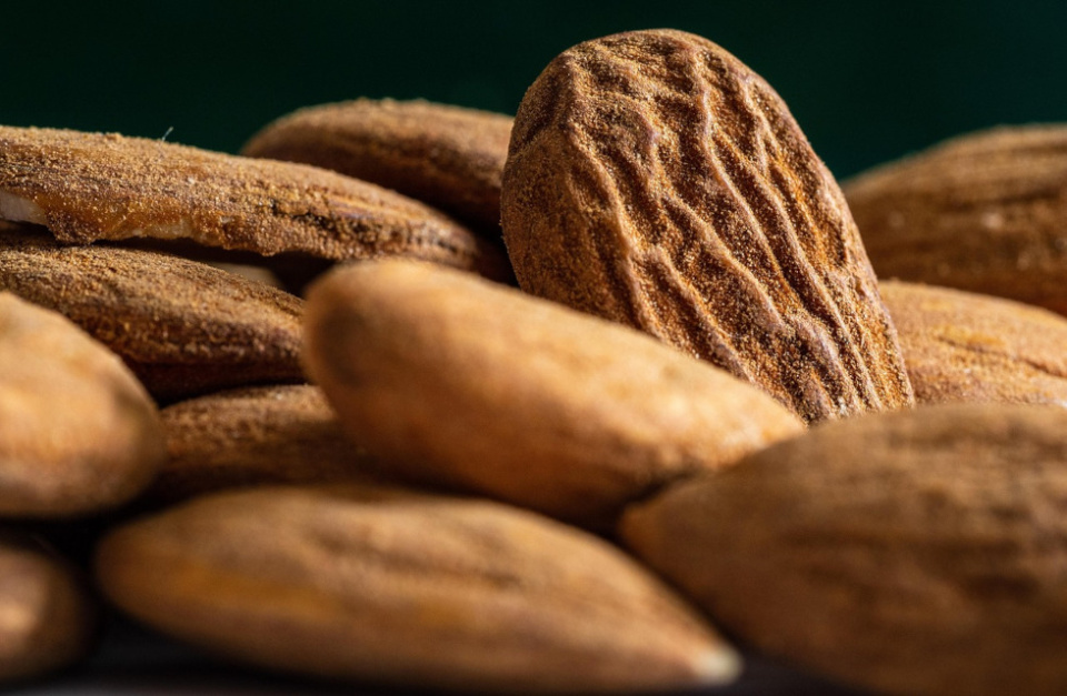 En la campaña 2024/2025, la producción nacional de almendra en cáscara ha alcanzado las 375.000 toneladas. En la campaña 2024/2025, la producción nacional de almendra en cáscara ha alcanzado las 375.000 toneladas.