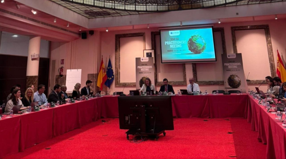 Cesce presenta el primer informe sobre riesgos y oportunidades climáticos de las operaciones que realiza como Agencia Española de Crédito a la Exportación Cesce presenta el primer informe sobre riesgos y oportunidades climáticos de las operaciones que realiza como Agencia Española de Crédito a la Exportación