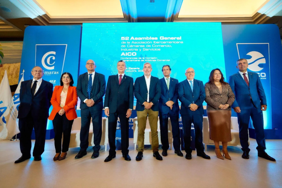 Los expertos hicieron hincapi&eacute; en la conexi&oacute;n Europa-Iberoam&eacute;rica como socios estrat&eacute;gicos frente a la incertidumbre.