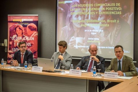 Jornada “Globalización y acuerdos comerciales, una agenda en positivo". Jornada “Globalización y acuerdos comerciales, una agenda en positivo".