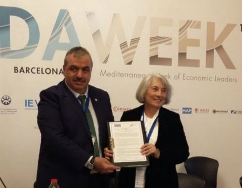 La firma de dicho acuerdo la han realizado Ihsan &Ouml;vut, Secretario General de SMIIC e  Isabel Romero, Presidenta de Junta Isl&aacute;mica.