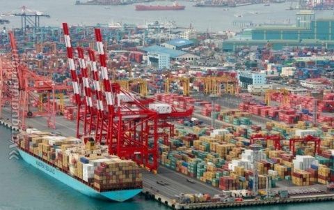 Las medias unilaterales de EEUU han colocado en situación de crisis a la Organización Mundial del Comercio. Las medias unilaterales de EEUU han colocado en situación de crisis a la Organización Mundial del Comercio.