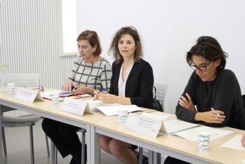 María Dolores Parra durante la reunión. María Dolores Parra durante la reunión.