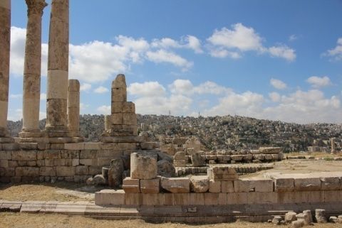La Ciudadela, Aman.