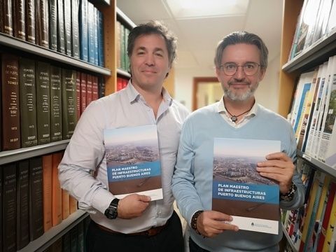 Mat&iacute;as Peri Brusa, Subgerente General del Puerto de Buenos Aires junto a Miguel Gar&iacute;n, Director de Desarrollo Internacional de la Fundaci&oacute;n Valenciaport.