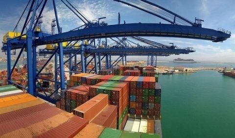 Puerto de Valencia, contenedores.