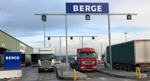 Berg&eacute;, aduanas.
