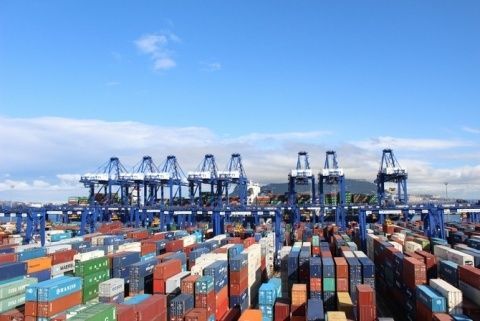 Exportaciones en puerto andaluz.