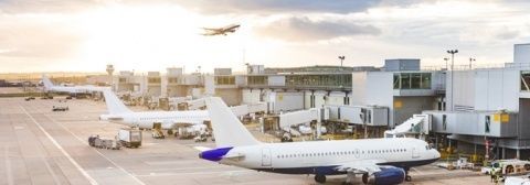 La compañía ha digitalizado la gestión del aeropuerto para ofrecer al viajero la máxima protección, comodidad y movilidad. La compañía ha digitalizado la gestión del aeropuerto para ofrecer al viajero la máxima protección, comodidad y movilidad.