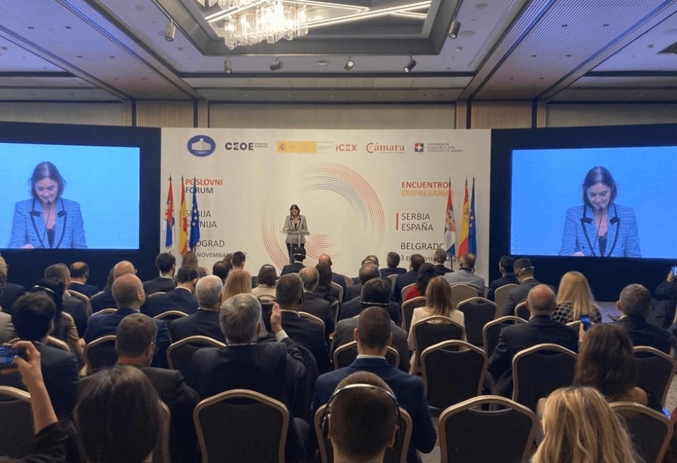 La ministra de Industria, Comercio y Turismo, Reyes Maroto, durante su intervenci&oacute;n en el Encuentro.