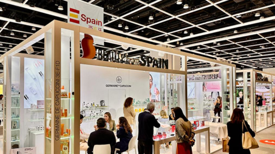 Bajo la marca sectorial Beauty from Spain, 38 empresas muestran su oferta en el pabell&oacute;n Espa&ntilde;a.
