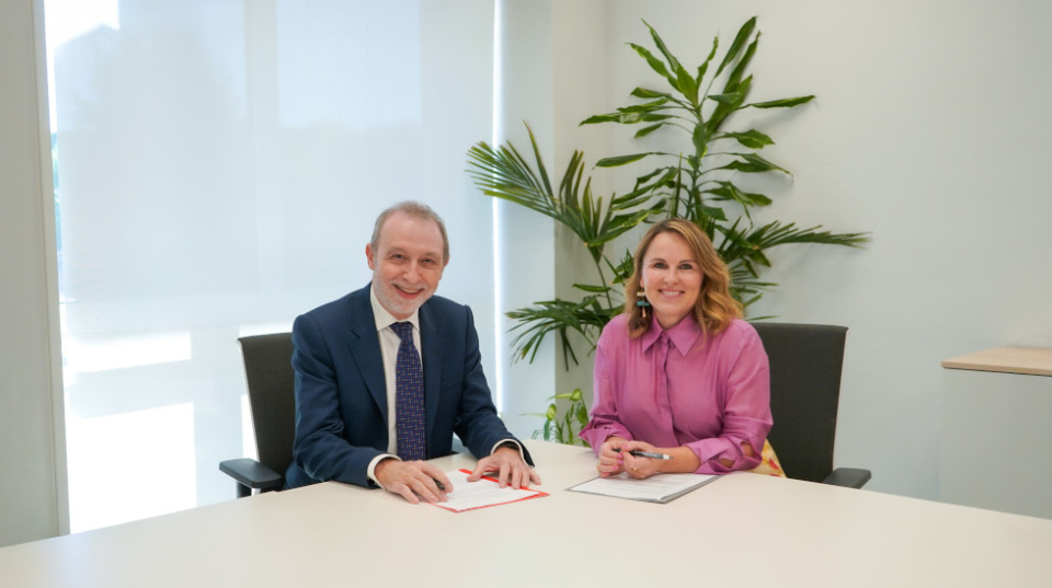 Jesús B. Serrano, CEO de GMV y Vanesa Díaz, CEO de LuxQuanta. Jesús B. Serrano, CEO de GMV y Vanesa Díaz, CEO de LuxQuanta.