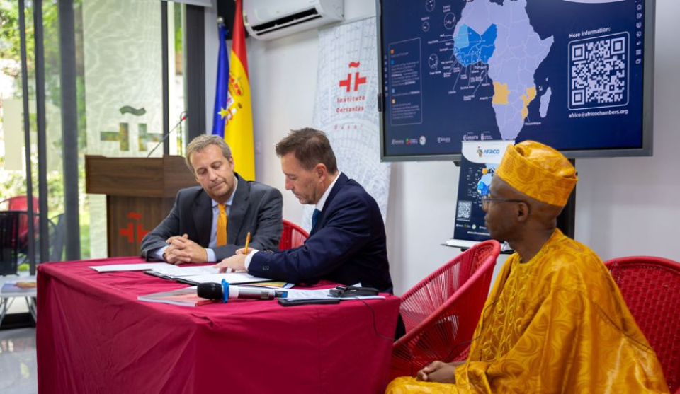 mesa debate, titulada &ldquo;AFRICO Business Engagement How to Get More Companies Involved in International Projects in West Africa&rdquo;, reuni&oacute; a representantes institucionales, organismos multilaterales y c&aacute;maras de comercio con e