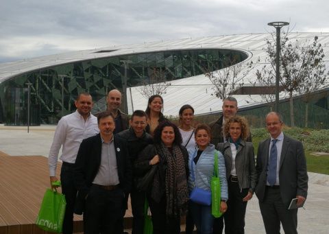 Se han visitado las empresas Irizar e-Mobility, Orona Ideo, Ikusi Velatia y Lander Simulation. Se han visitado las empresas Irizar e-Mobility, Orona Ideo, Ikusi Velatia y Lander Simulation.