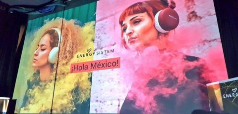 En México, la página oficial de Energy Sistem cuente con más de 140.000 seguidores. En México, la página oficial de Energy Sistem cuente con más de 140.000 seguidores.