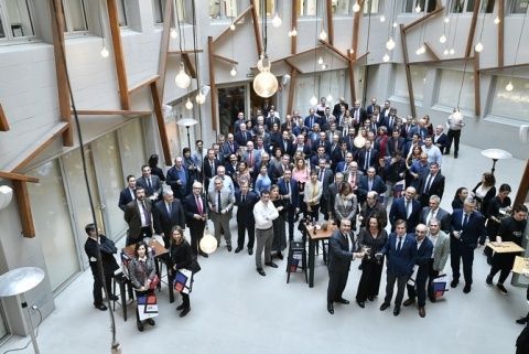 La Asamblea de fin de año ha reunido a representantes de 135 empresas asociadas tanto públicas como privadas. La Asamblea de fin de año ha reunido a representantes de 135 empresas asociadas tanto públicas como privadas.