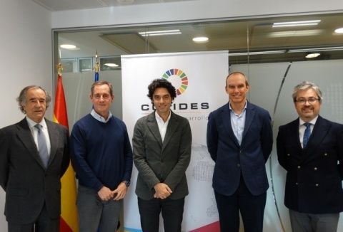 Jes&uacute;s Sainz, Pdte. no ejecutivo Adara Ventures;  Alberto G&oacute;mez, socio Dir. Adara Ventures; Rodrigo Madrazo, Dir. Gral. COFIDES; Nico Goulet, socio Dir. Adara Ventures; y Miguel &Aacute;ngel Ladero, Dir. Adj. Inversiones COFIDES.
