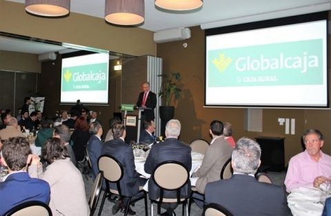La reuni&oacute;n se enmarca en los continuos contactos que lleva a cabo la entidad con este importante sector para la econom&iacute;a de la regi&oacute;n.