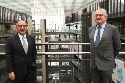 Jos&eacute; Bogas, CEO de Endesa y Benito Berceruelo, Presidente del SID firmaron el acuerdo de patrocinio.