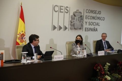 Presentación del Informe Industrial de CES. Presentación del Informe Industrial de CES.