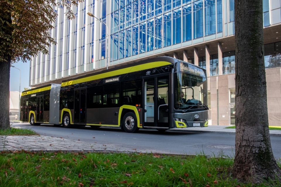 Solaris urbino.