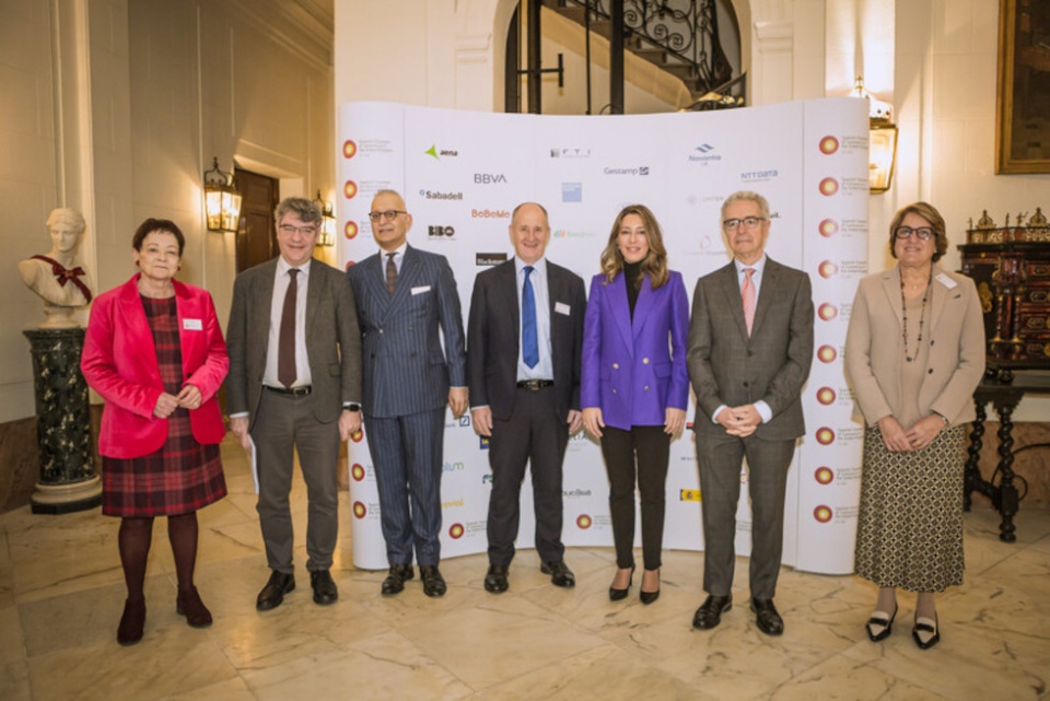 La presentaci&oacute;n del V Bar&oacute;metro sobre inversi&oacute;n espa&ntilde;ola en el Reino Unido.