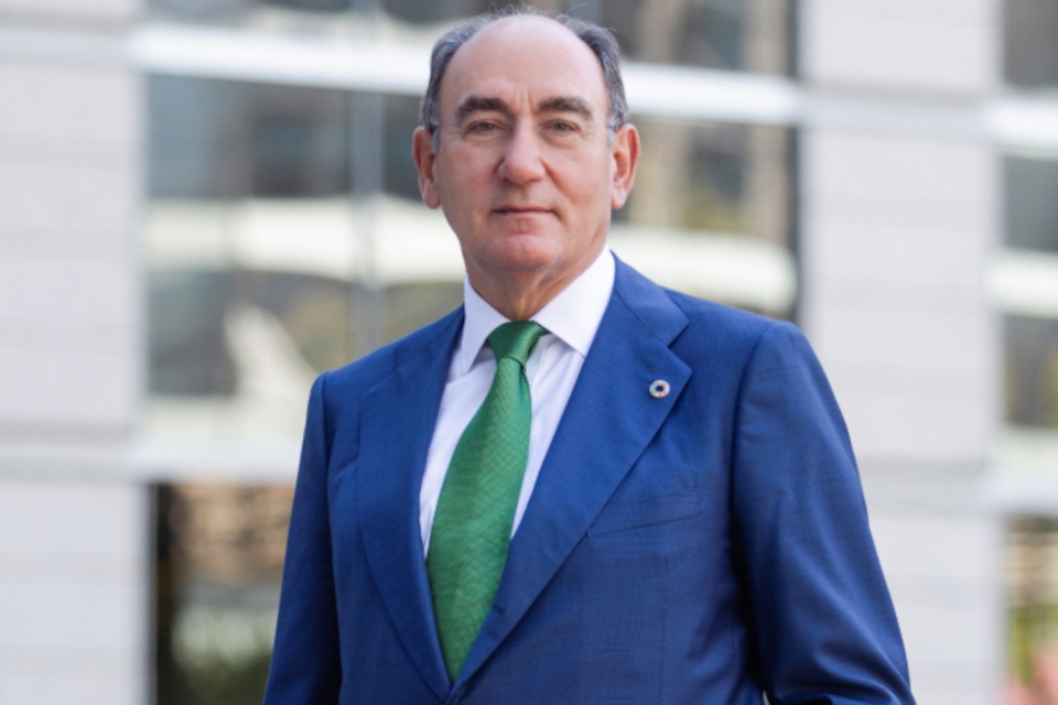 La eléctrica, que preside Ignacio Galán, vuelve a ser incluida en el índice de referencia mundial de Sostenibilidad. La eléctrica, que preside Ignacio Galán, vuelve a ser incluida en el índice de referencia mundial de Sostenibilidad.