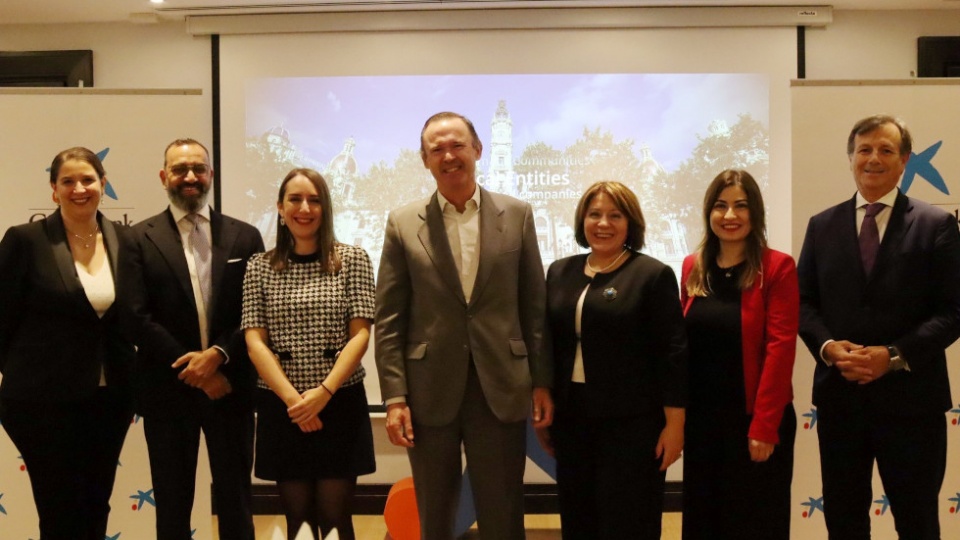 El equipo de CaixaBank en Turquía celebra los 15 años de presencia en el país. El equipo de CaixaBank en Turquía celebra los 15 años de presencia en el país.
