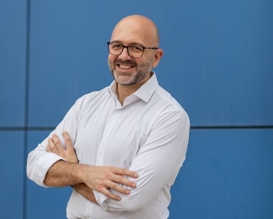Salvador G&oacute;mez.