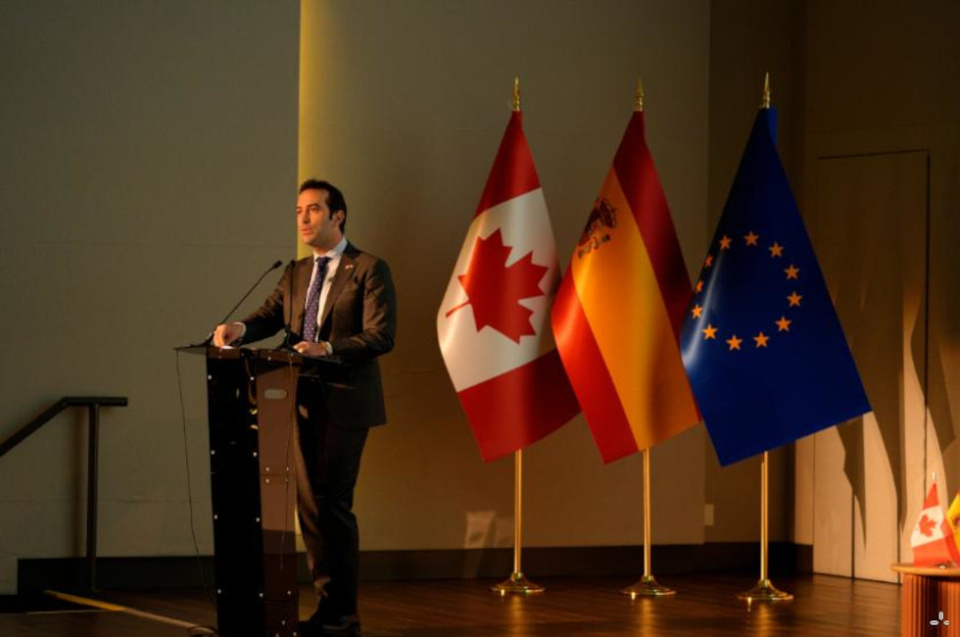 La apertura del foro ha contado con el máximo respaldo institucional, presidida por el ministro de Economía, Comercio y Empresa, Carlos Cuerpo. La apertura del foro ha contado con el máximo respaldo institucional, presidida por el ministro de Economía, Comercio y Empresa, Carlos Cuerpo.